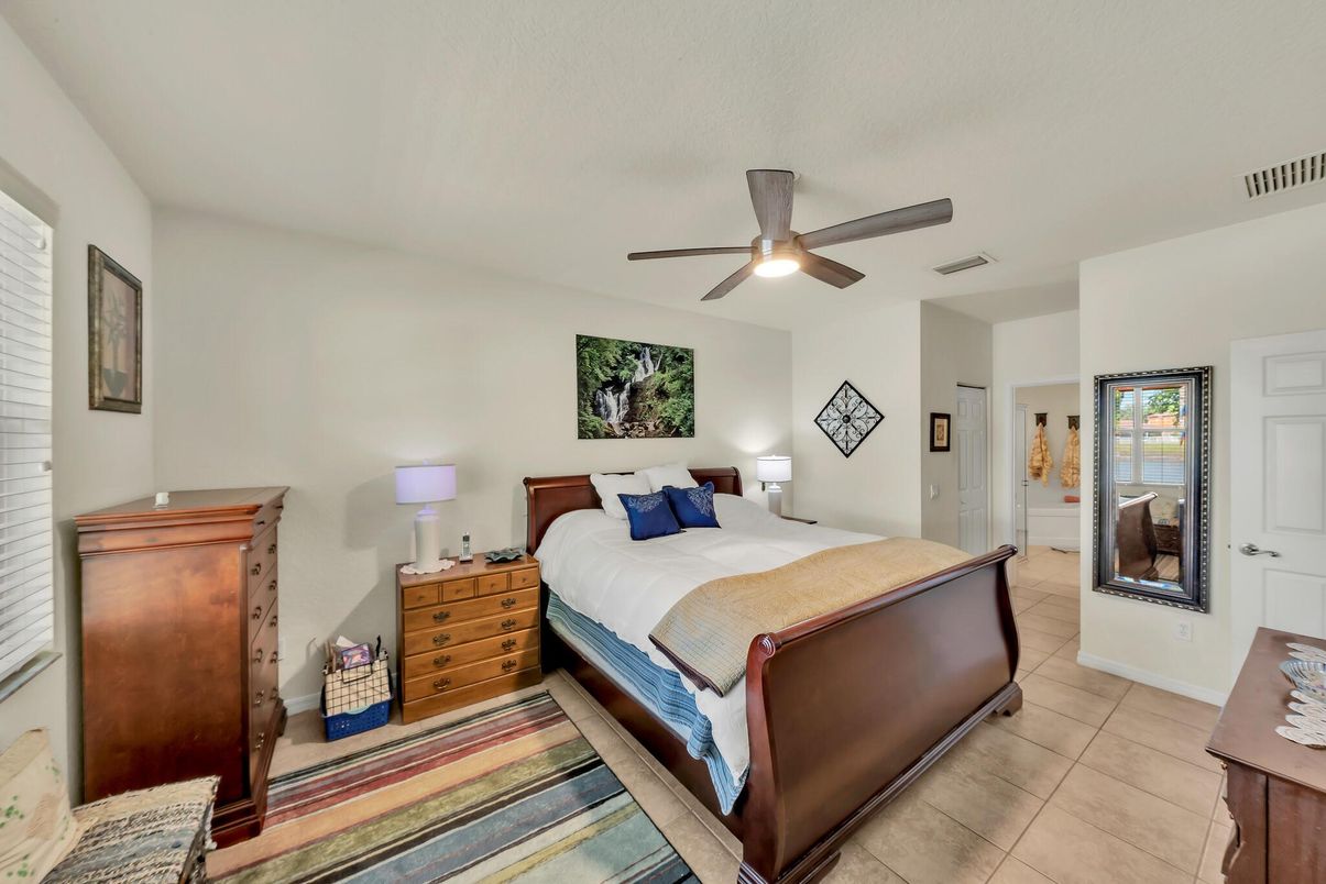 Bedroom, Interior