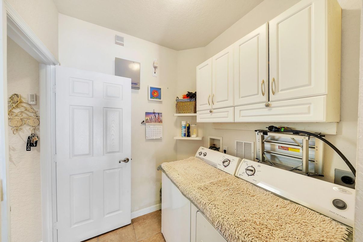 Interior, Washer