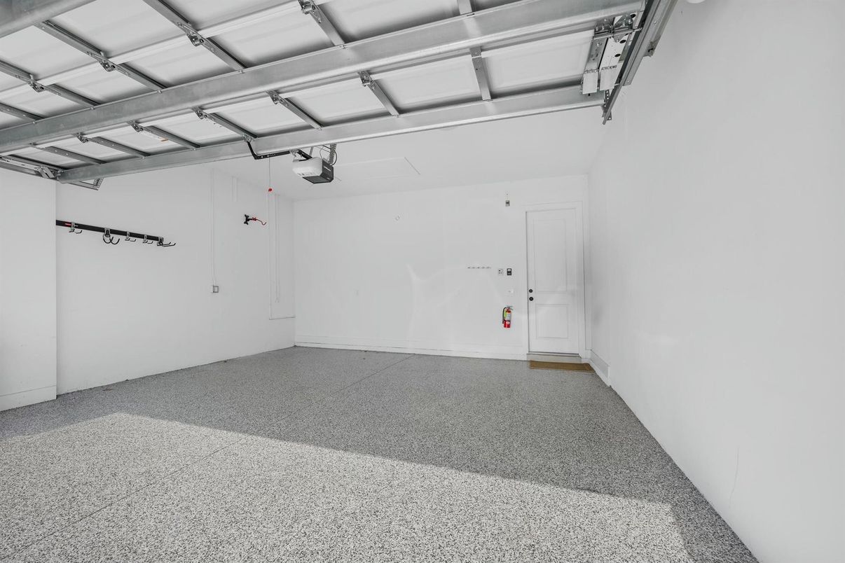Garage, Interior