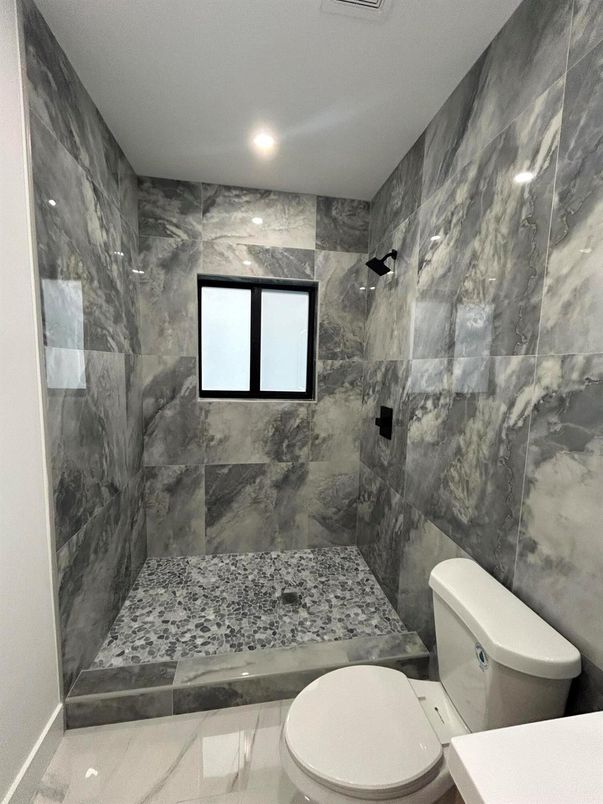 Bathroom, Interior, Marble Walls, Recessed Lighting