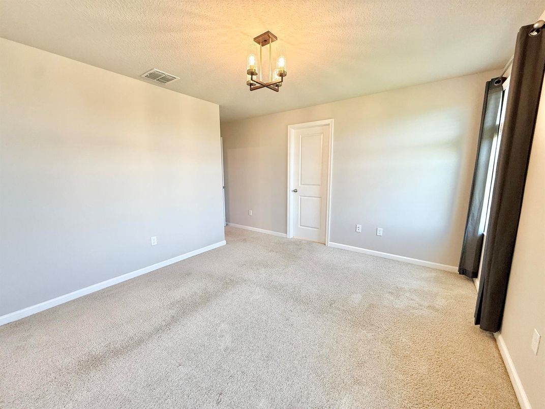 Chandelier, Empty room, Interior