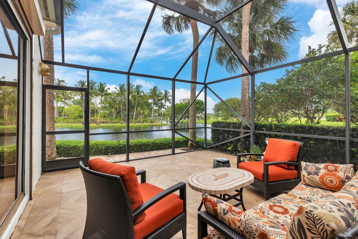Glass Ceilings, Interior, Sun Room, Water