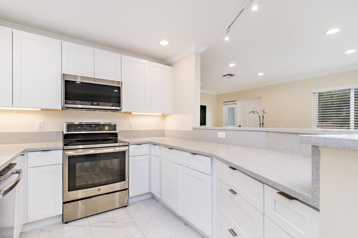 Interior, Kitchen, Marble, Recessed Lighting, Stainless Steel Appliances