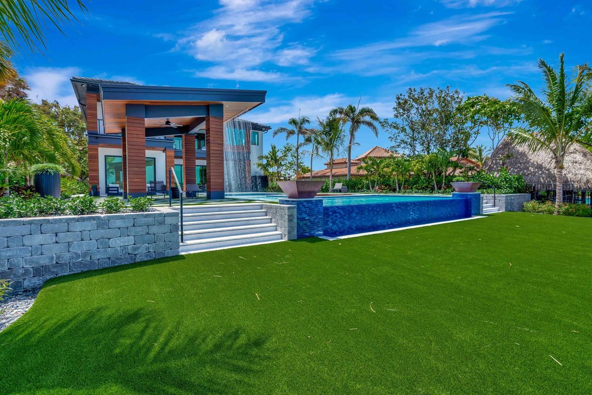 Backyard, Exterior, Pool