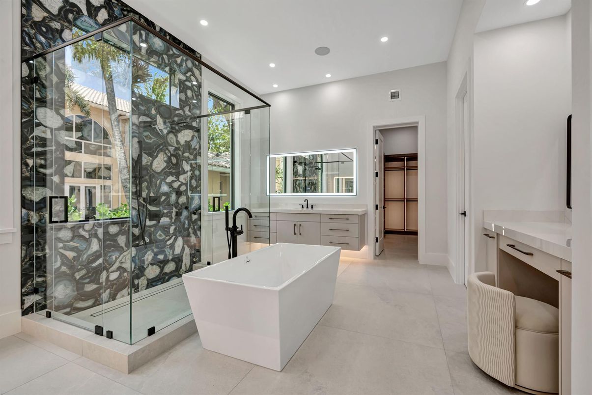 Bathroom, Dual Sink Vanities, Free Standing Baths, Glass Shower, Interior, Recessed Lighting