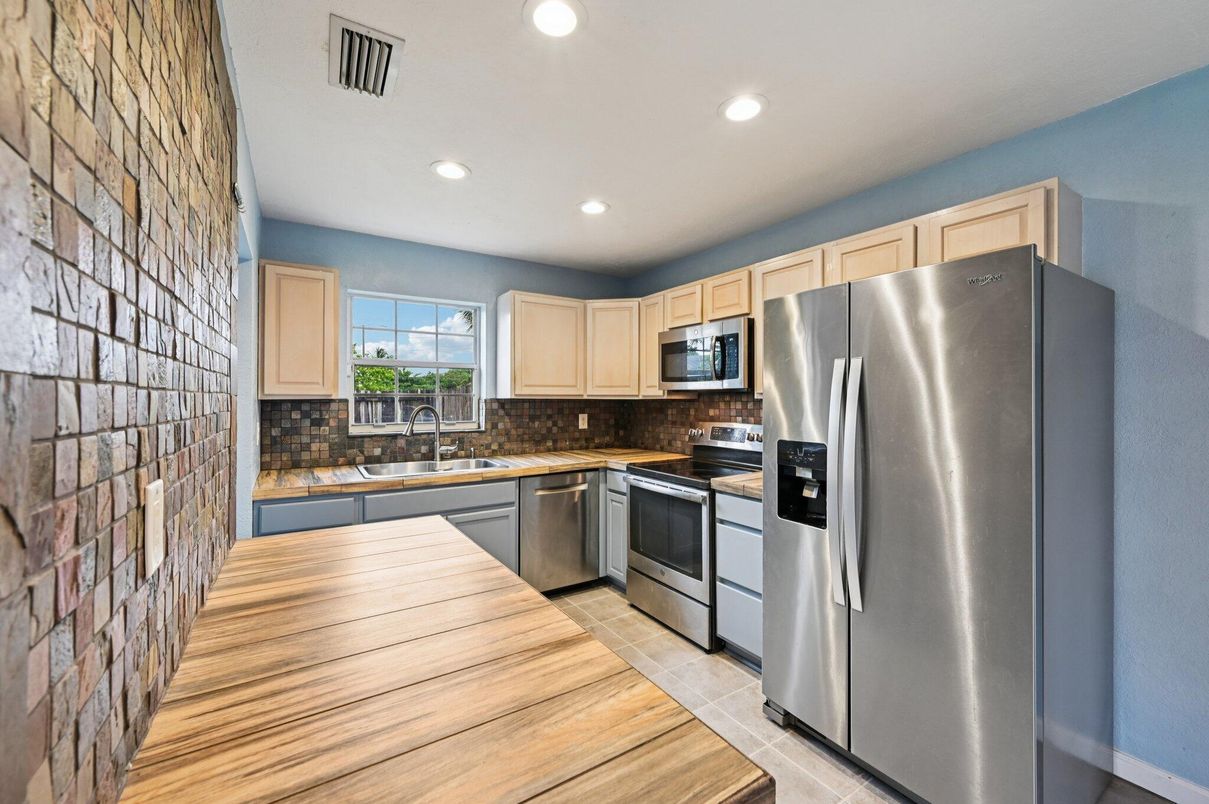 Interior, Kitchen, Recessed Lighting, Stainless Steel Appliances