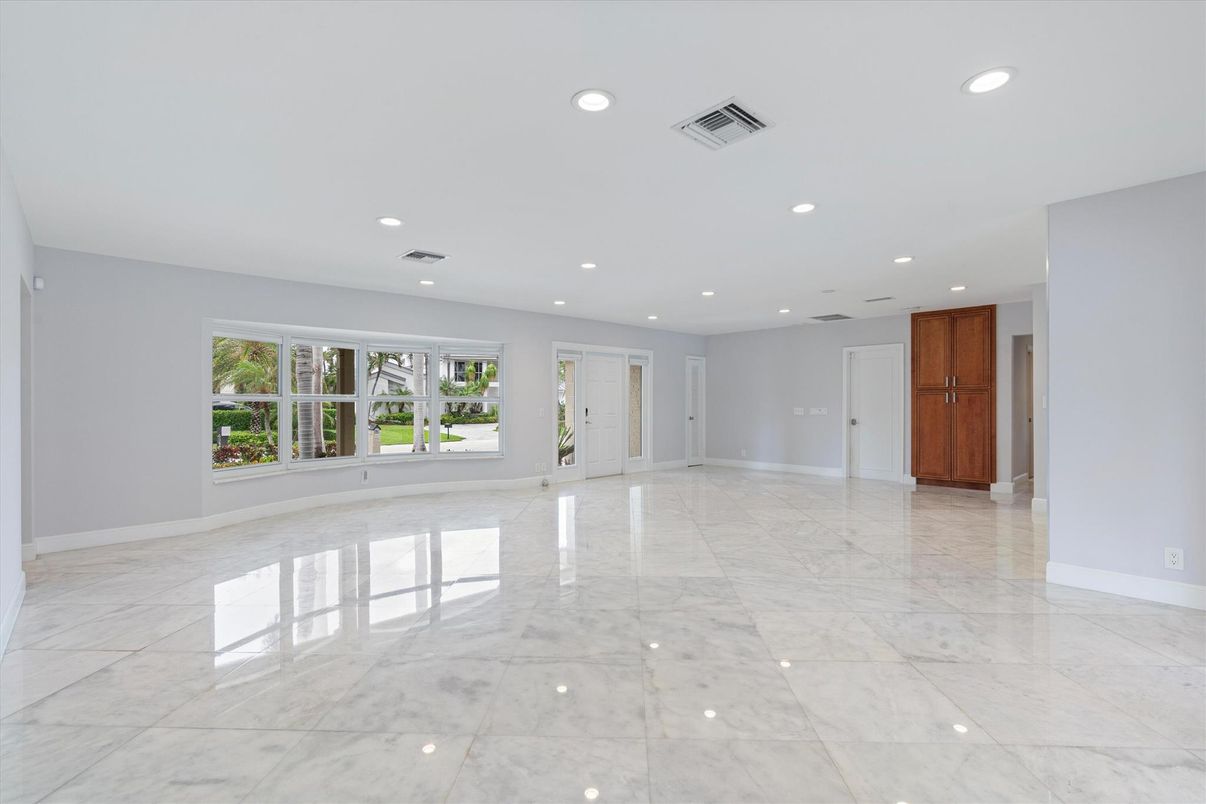 Empty room, Interior, Marble, Recessed Lighting
