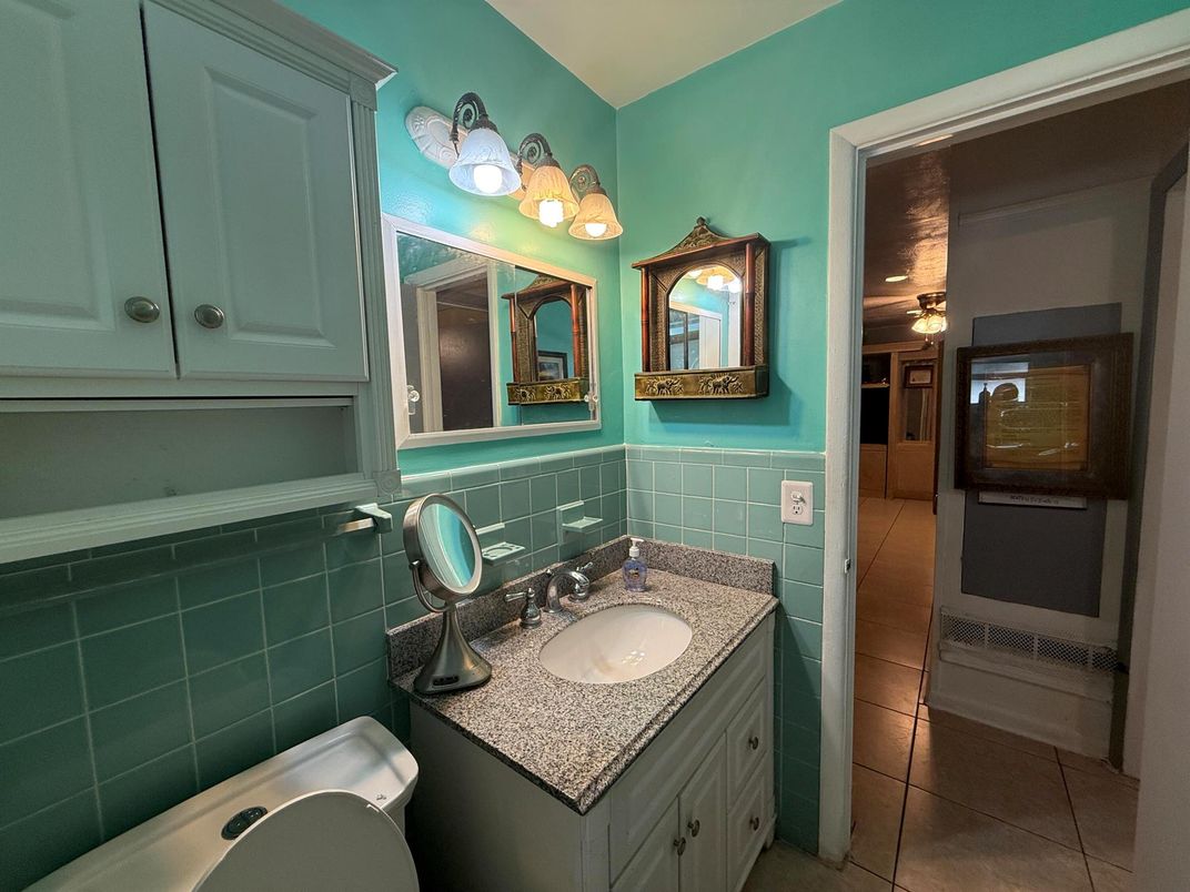 Bathroom, Interior