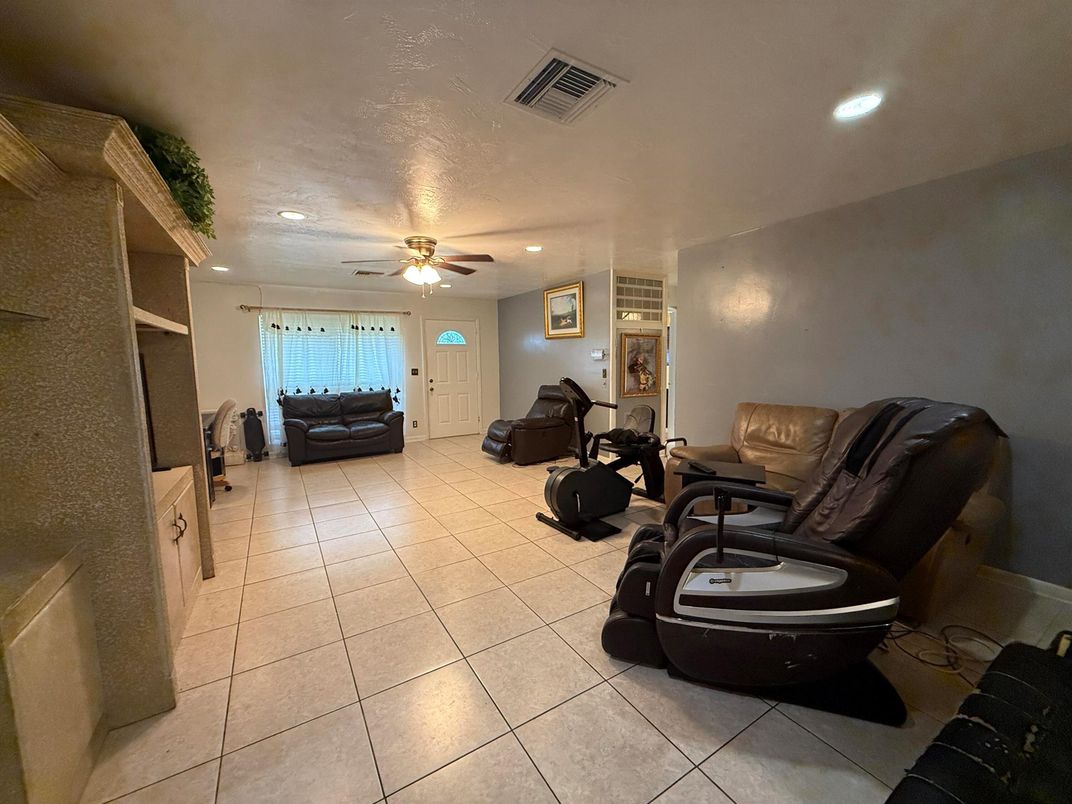 Interior, Recessed Lighting
