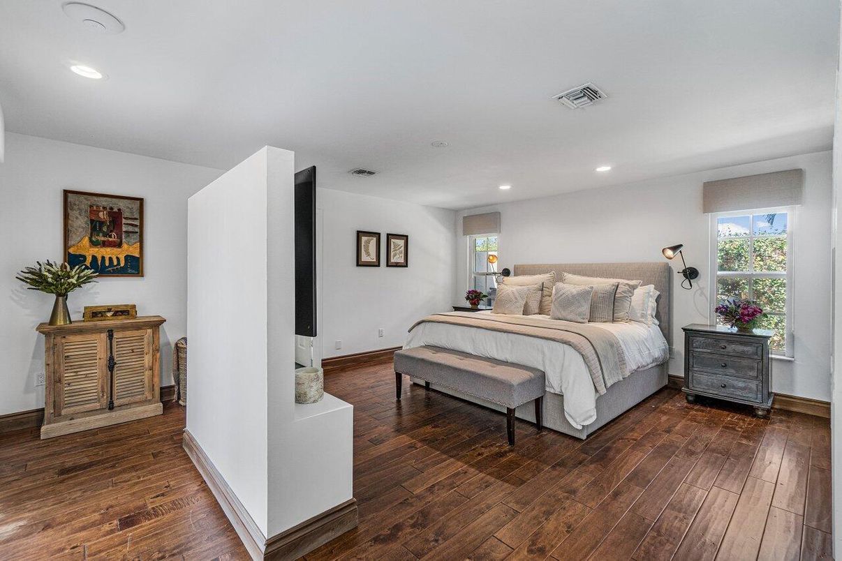 Bedroom, Interior, Recessed Lighting, Wood Texture Flooring