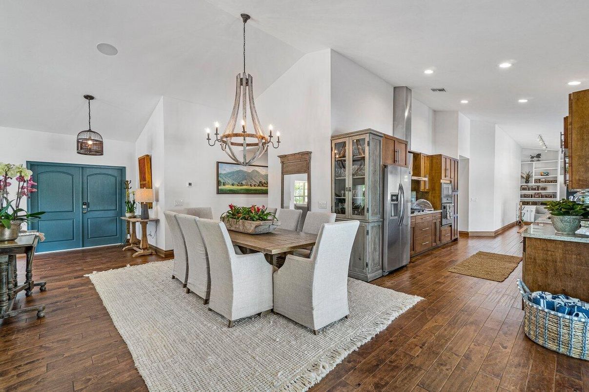 Chandelier, Dining room, Interior, Kitchen, Pendant Lights, Recessed Lighting, Wood Texture Flooring