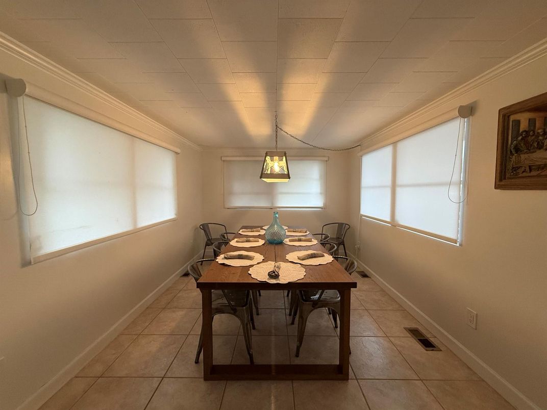 Dining room, Interior, Pendant Lights