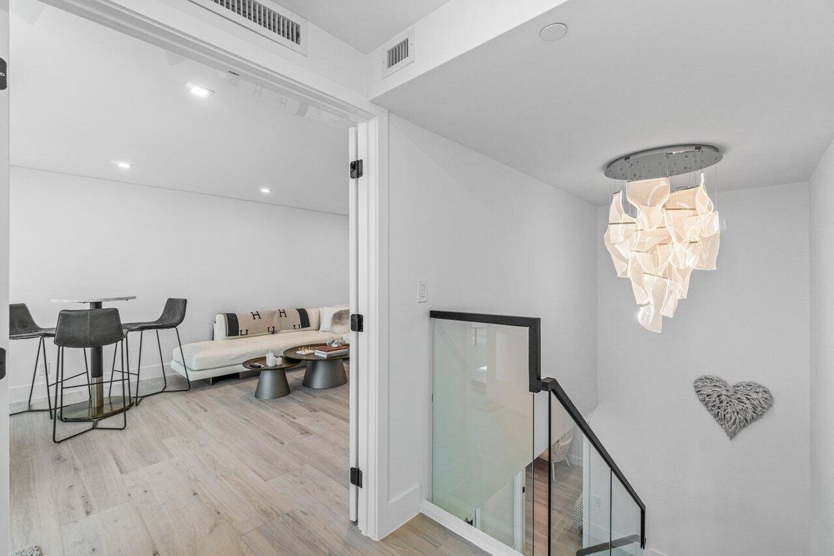 Chandelier, Interior, Living room, Recessed Lighting, Wood Texture Flooring