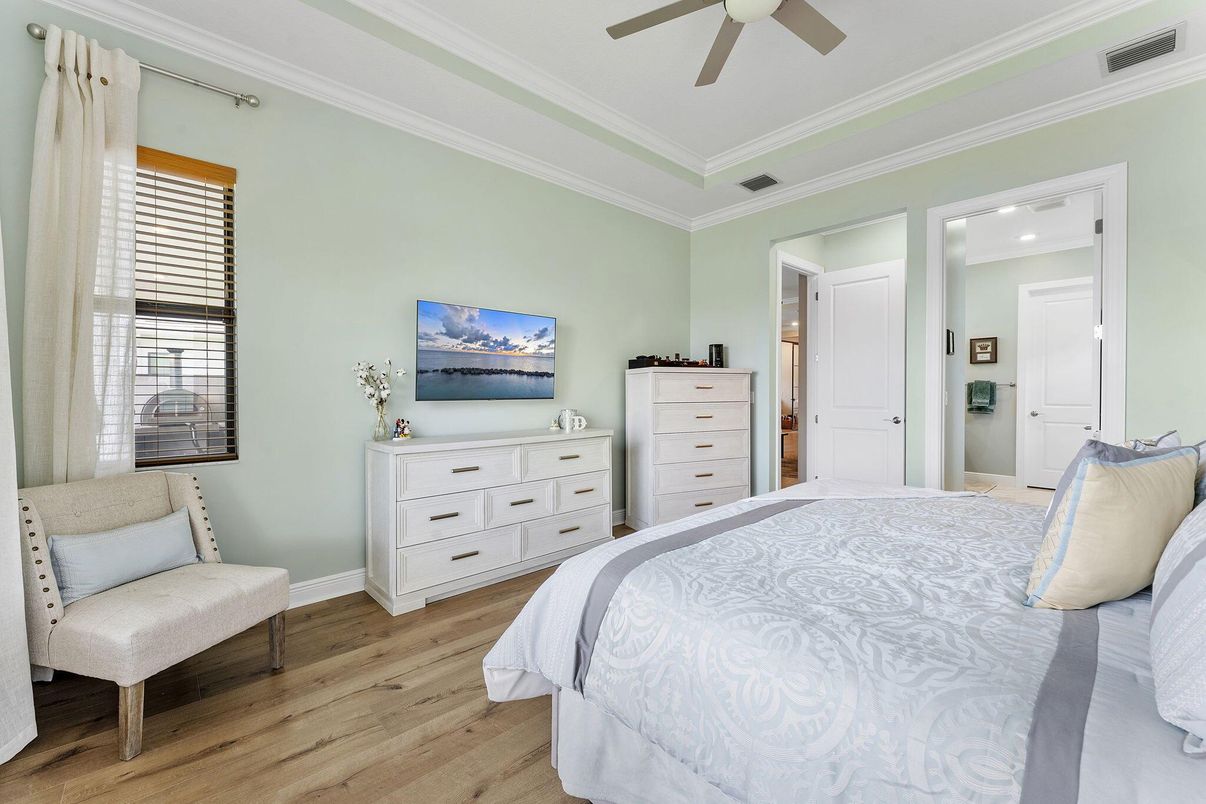 Bedroom, Interior, Recessed Lighting, Wood Texture Flooring