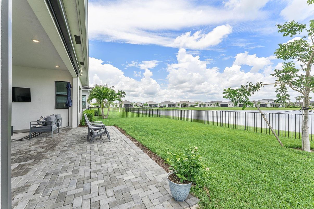 Backyard, Exterior, Water