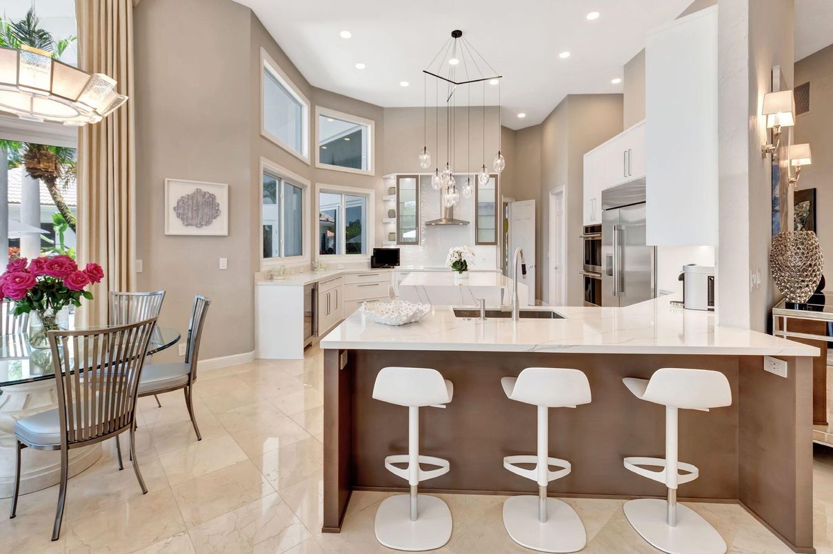 Interior, Kitchen, Pendant Lights, Recessed Lighting, Stainless Steel Appliances