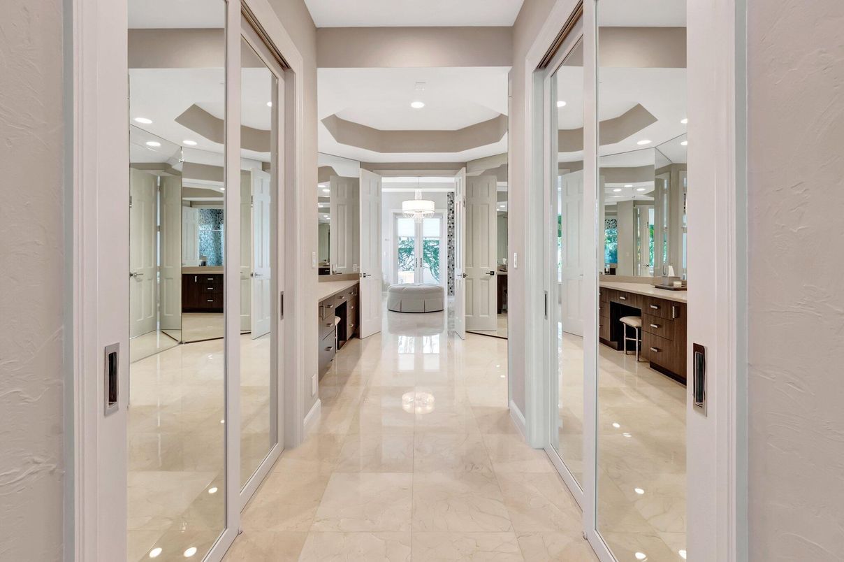 Interior, Recessed Lighting