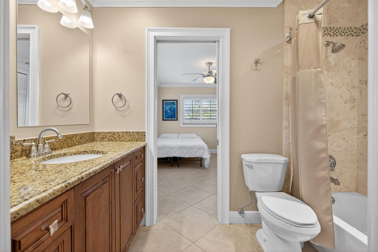 Bathroom, Bedroom, Interior