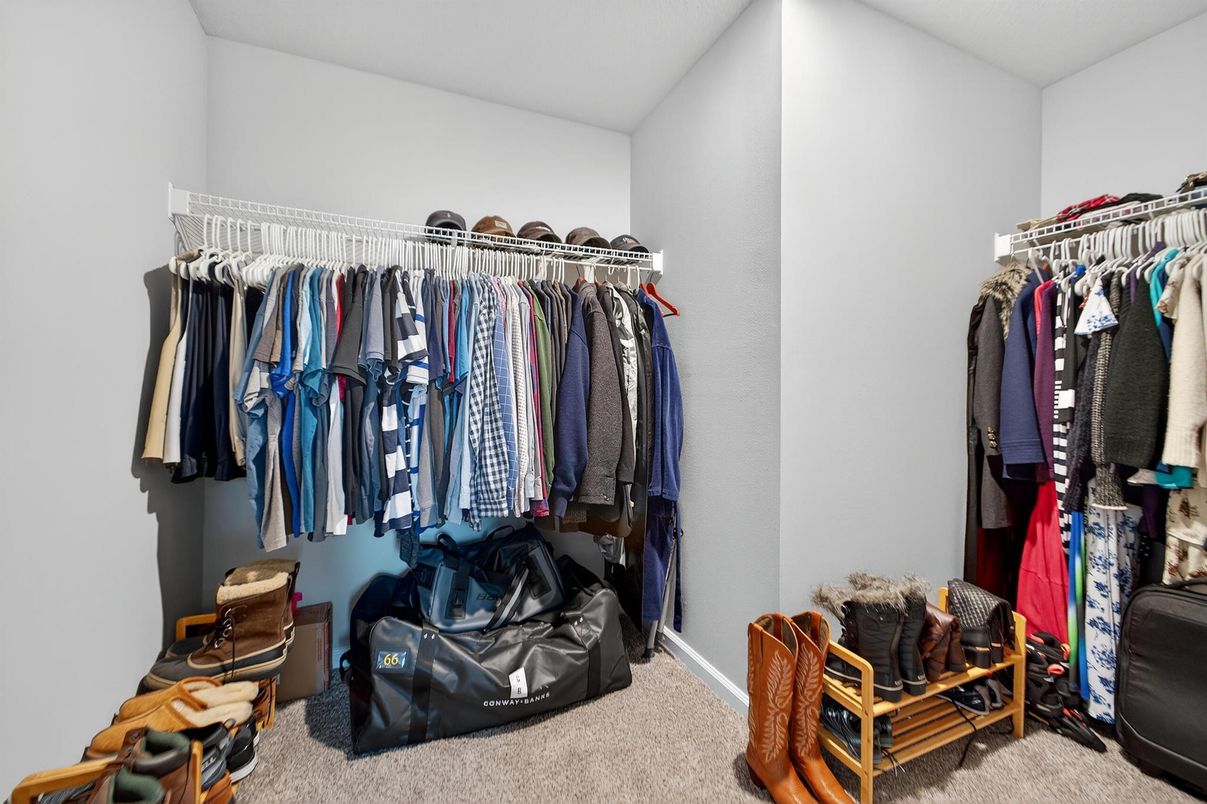 Interior, Walk-in Closets