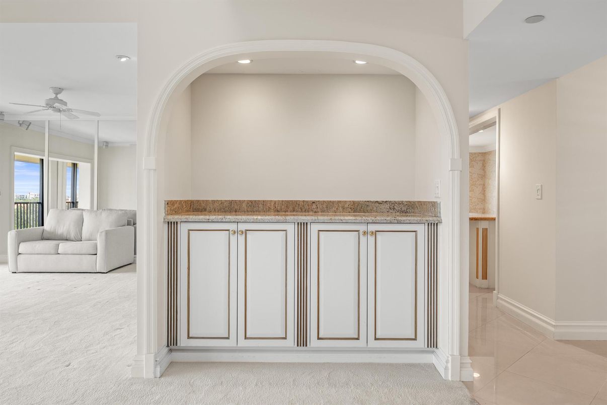 Interior, Recessed Lighting