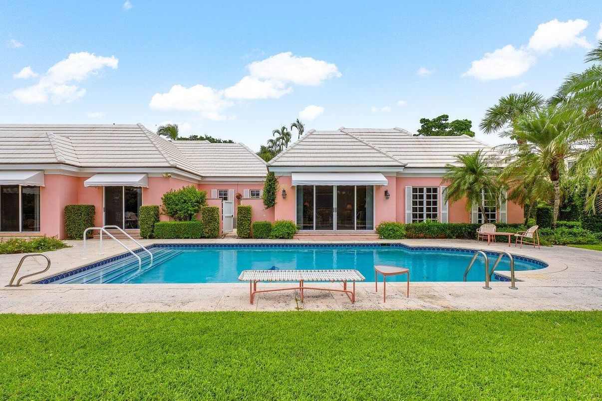 Backyard, Exterior, Pool
