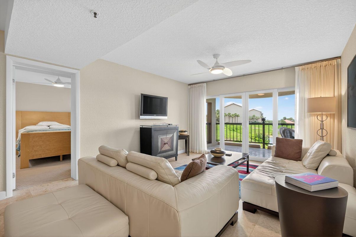 Bedroom, Interior, Living room