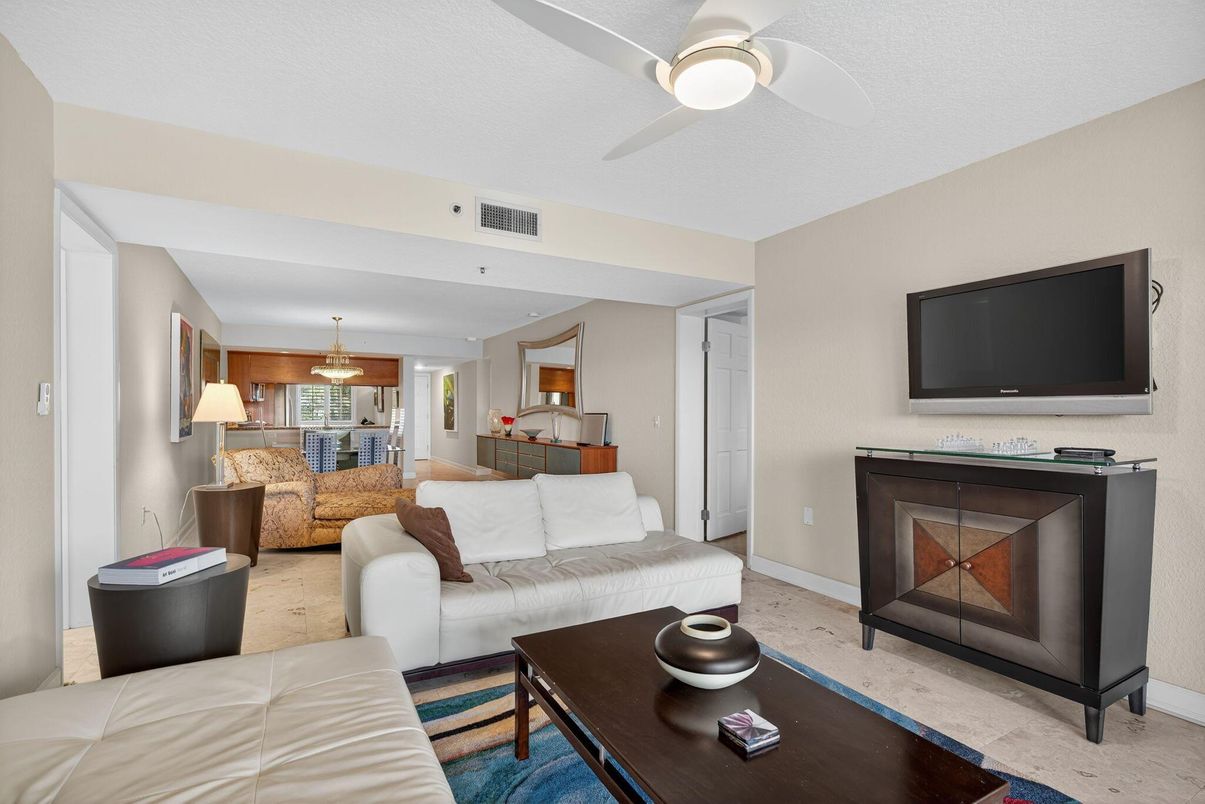 Interior, Kitchen, Living room, Pendant Lights