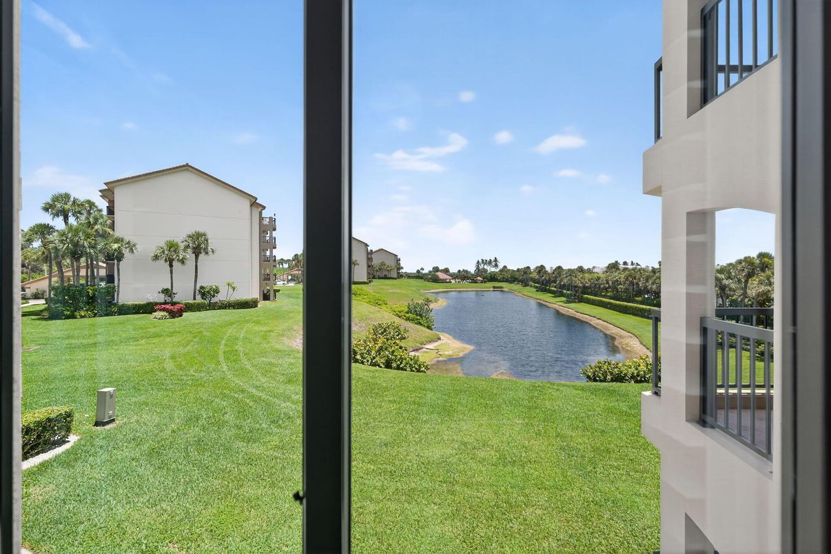 Backyard, Exterior, Water