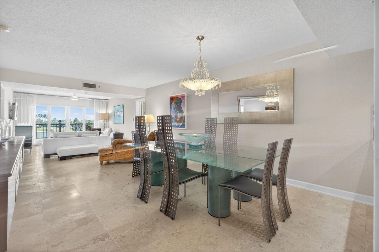 Dining room, Interior, Living room, Pendant Lights