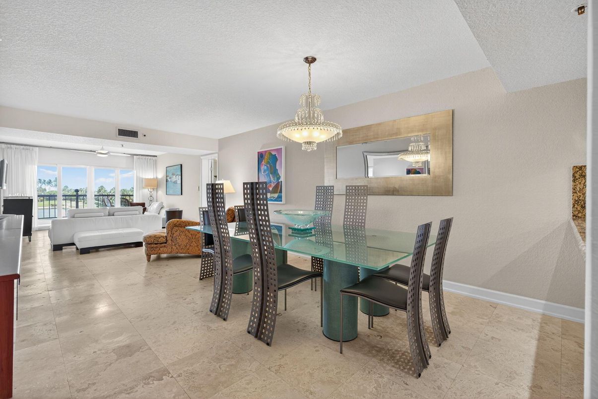 Dining room, Interior, Living room, Pendant Lights