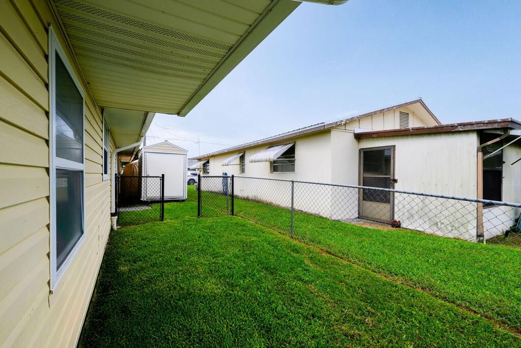 Backyard, Exterior