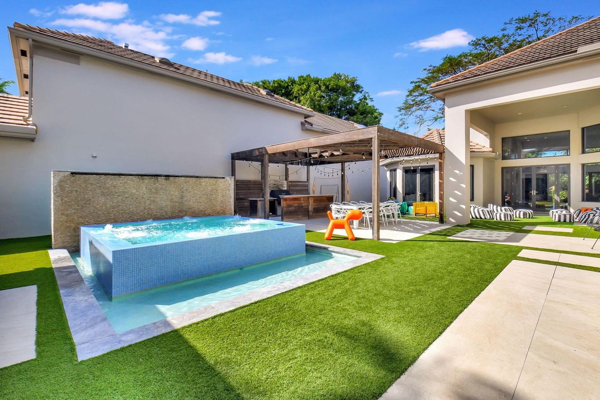 Backyard, Exterior, Hot Tub, Pool