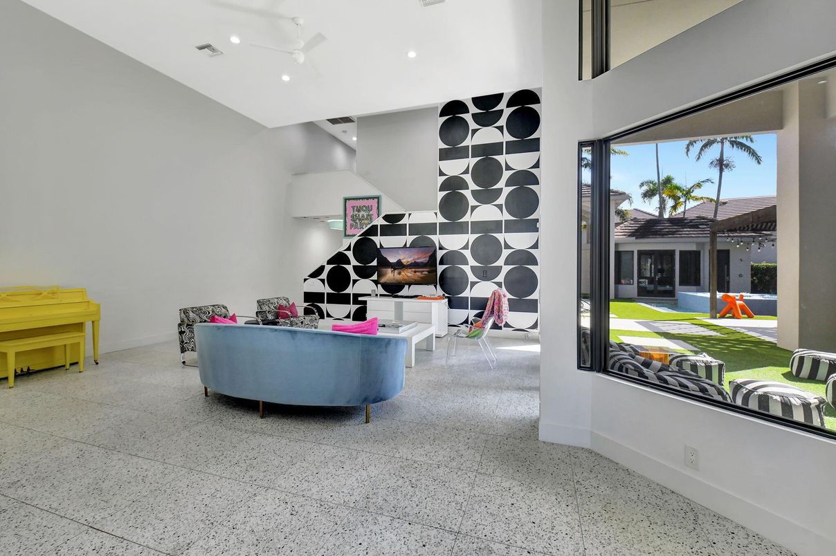 Interior, Living room, Recessed Lighting