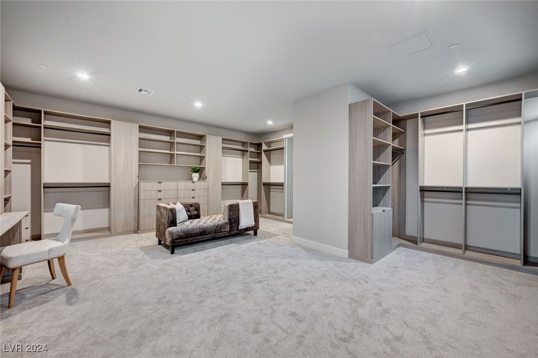 Interior, Recessed Lighting, Walk-in Closets