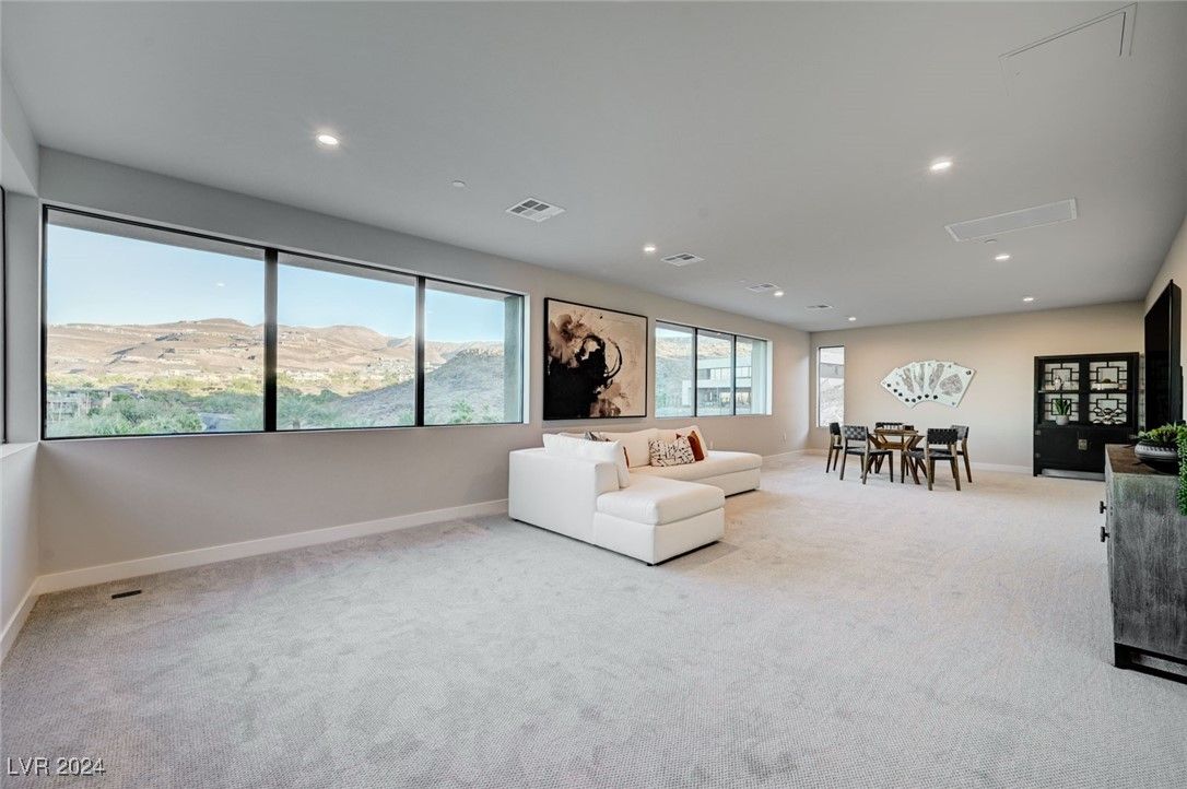 Dining room, Interior, Living room, Recessed Lighting