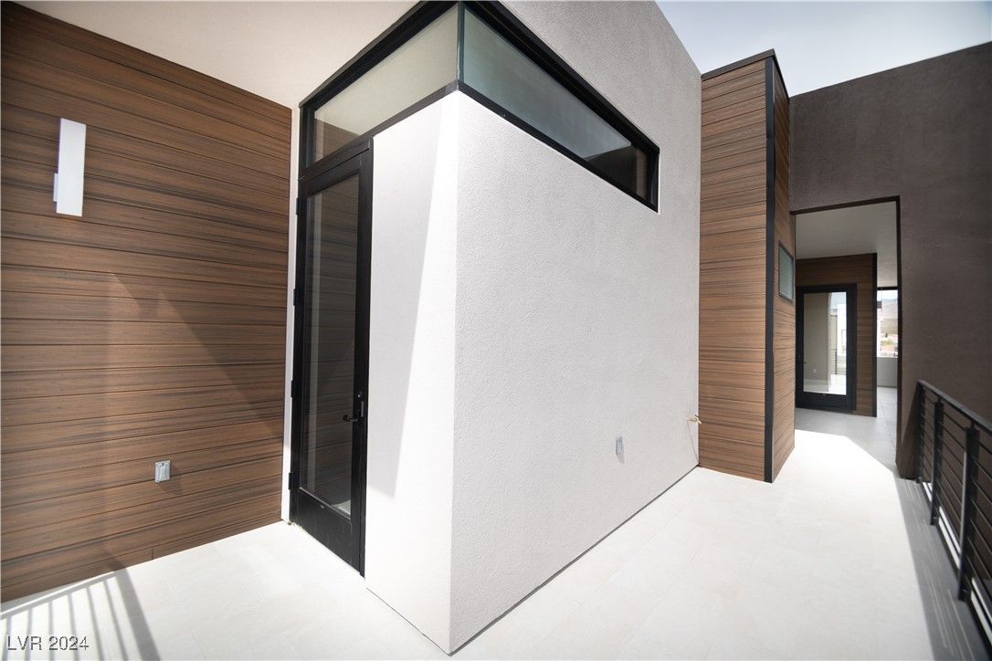 Interior, Wooden Walls