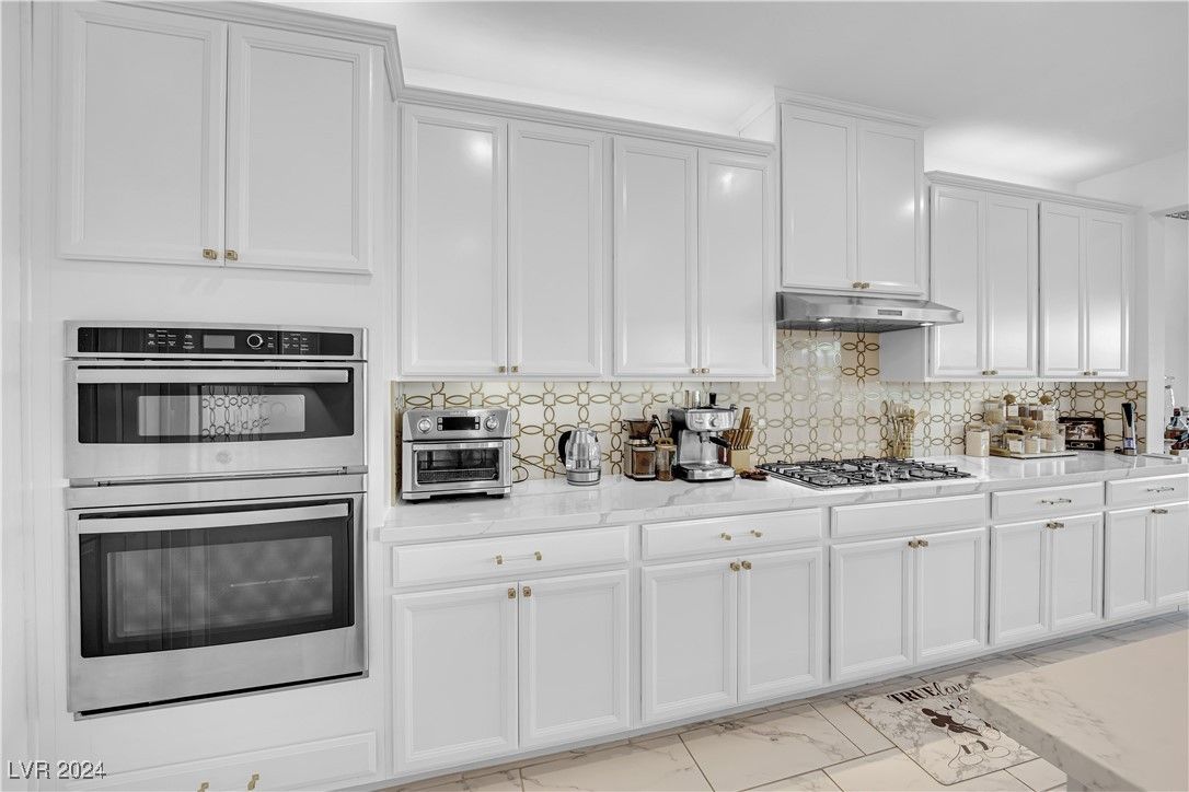 Interior, Kitchen, Marble, Stainless Steel Appliances