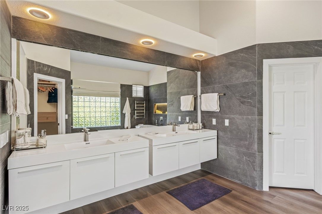 Bathroom, Dual Sink Vanities, Interior, Recessed Lighting, Wood Texture Flooring
