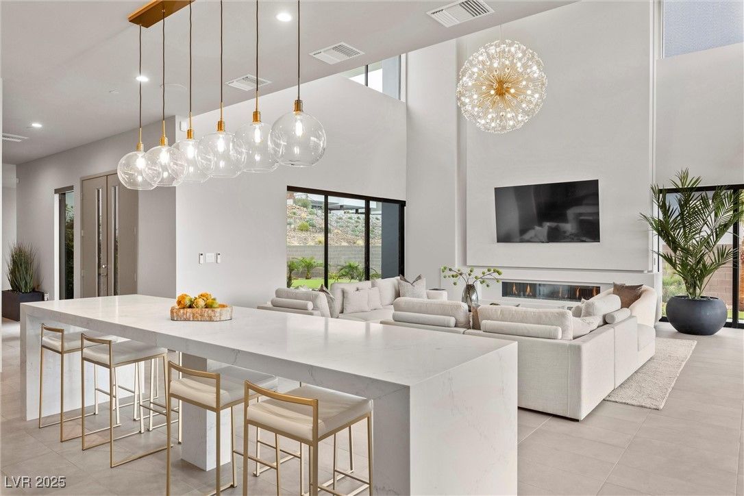 Interior, Living room, Pendant Lights, Recessed Lighting