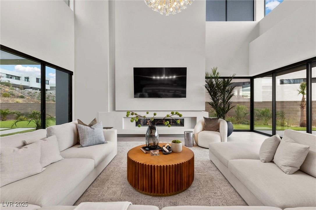 Fireplace, Interior, Living room