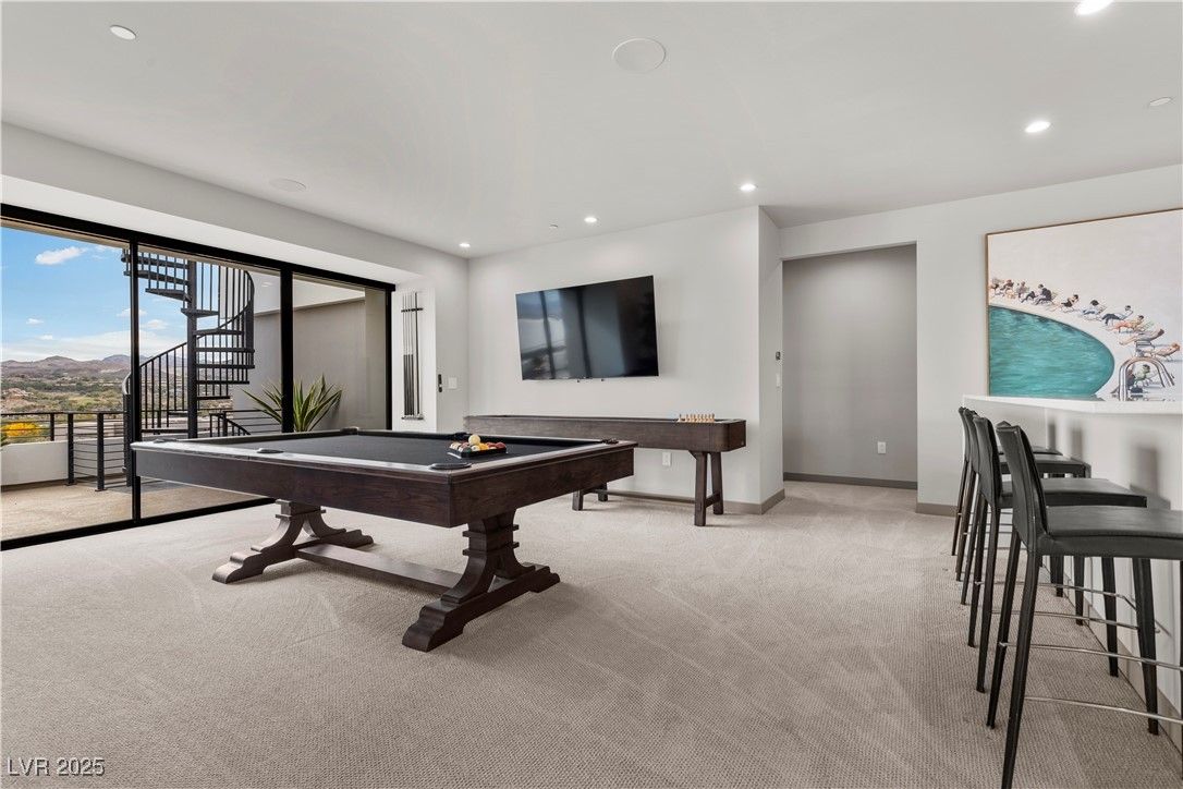 Billiard Table, Game Room, Interior, Recessed Lighting