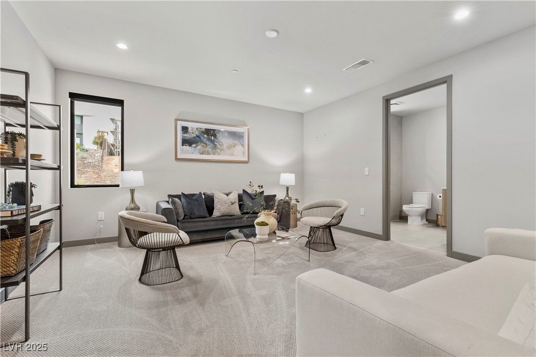 Bathroom, Interior, Living room, Recessed Lighting