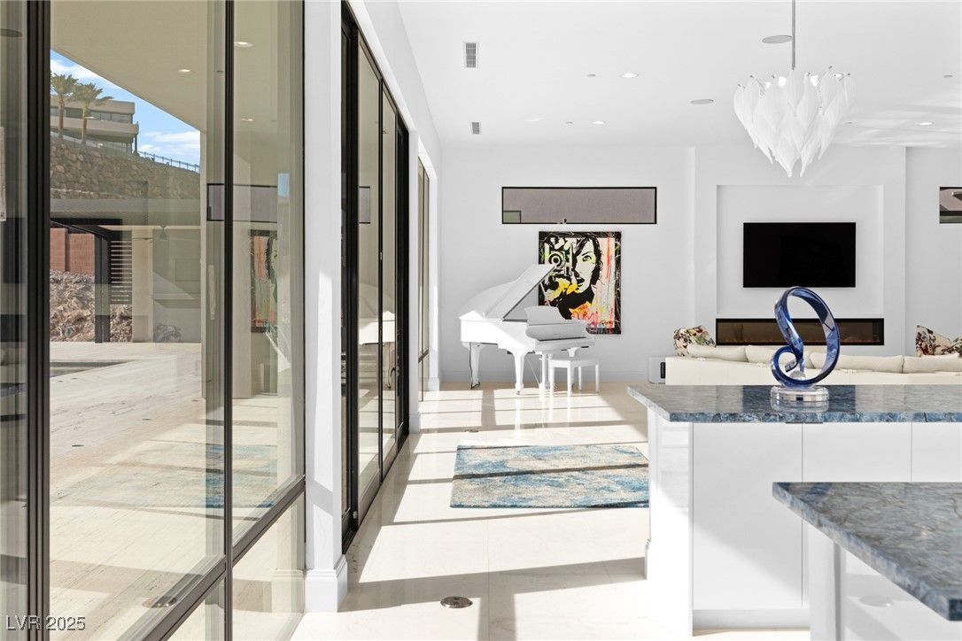 Chandelier, Interior, Piano, Recessed Lighting