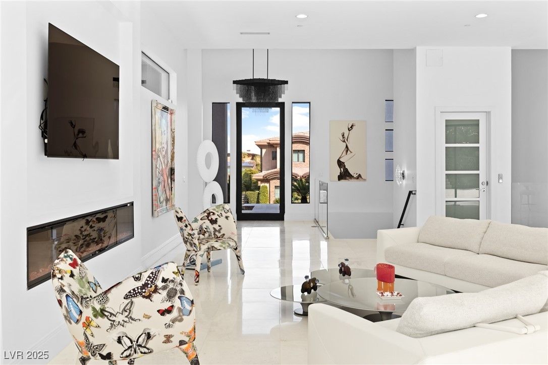 Fireplace, Interior, Living room, Pendant Lights, Recessed Lighting