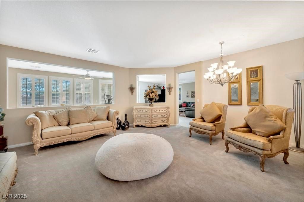 Chandelier, Interior, Living room