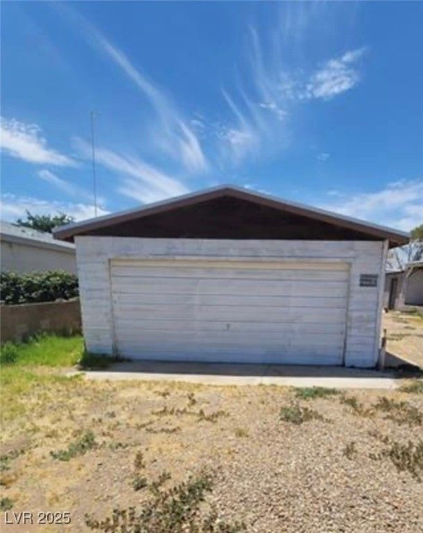 Backyard, Detached Garage, Exterior