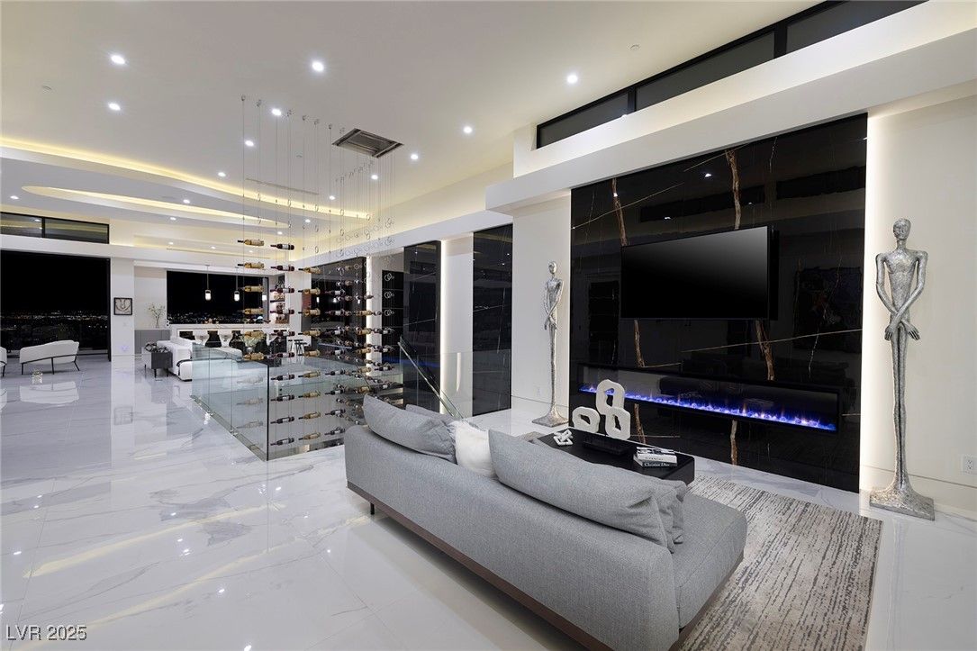 Interior, Living room, Marble, Pendant Lights, Recessed Lighting, Wine Storage
