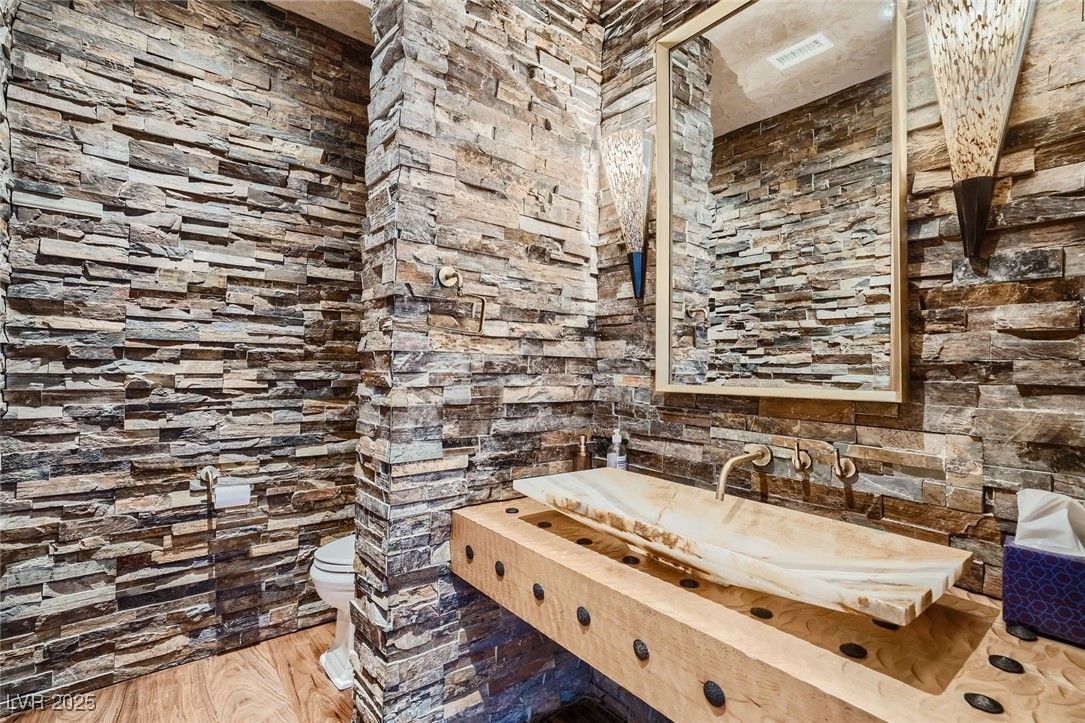 Bathroom, Interior, Stone Walls, Wood Texture Flooring, Wooden Walls