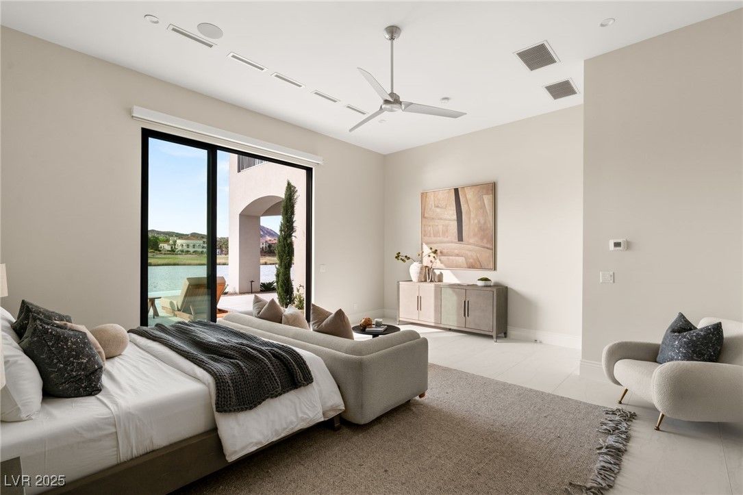 Bedroom, Interior, Recessed Lighting, Water