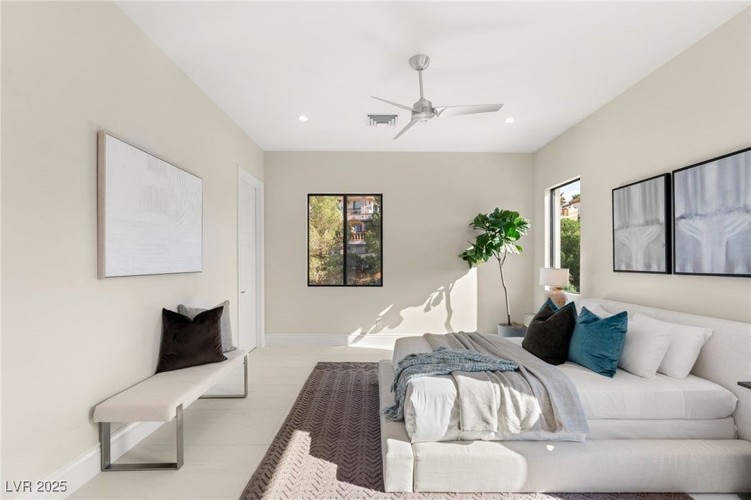 Bedroom, Interior, Recessed Lighting